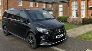 Luxury airport transfers (2) Bicester