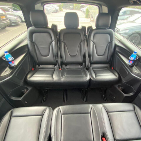 Luxury private minibus hire 7 seat Bicester